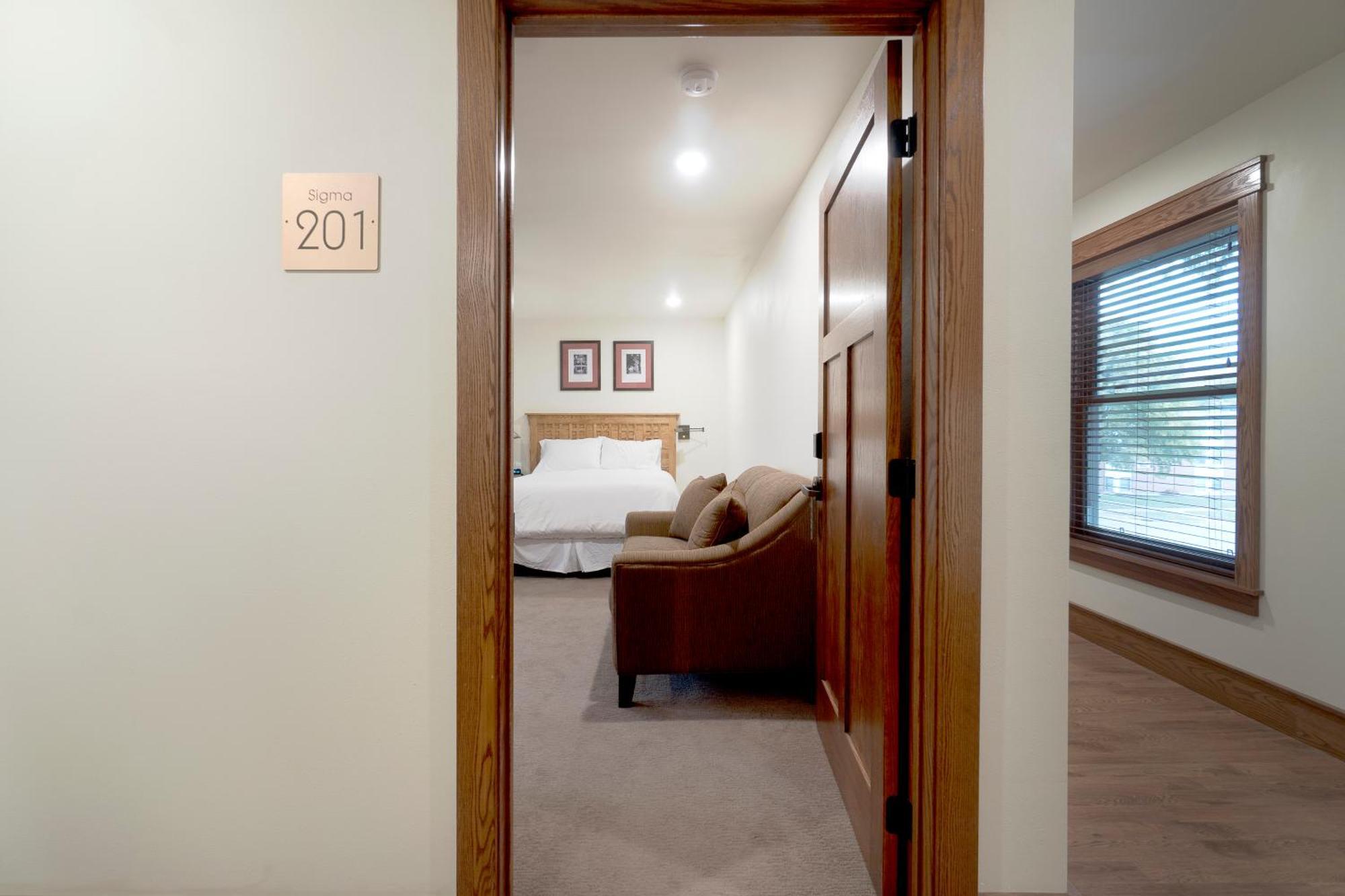 Main Street Inn Vermillion Екстериор снимка
