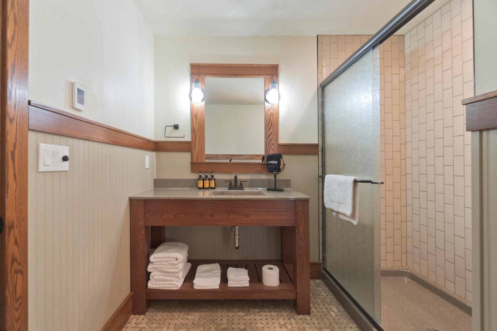 Main Street Inn Vermillion Екстериор снимка