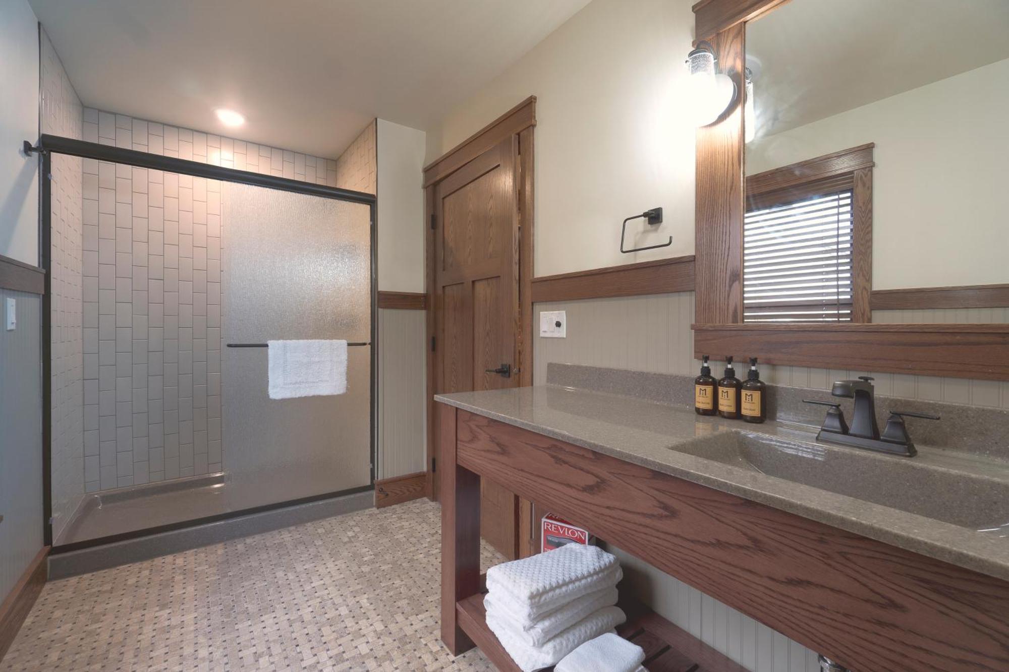 Main Street Inn Vermillion Екстериор снимка