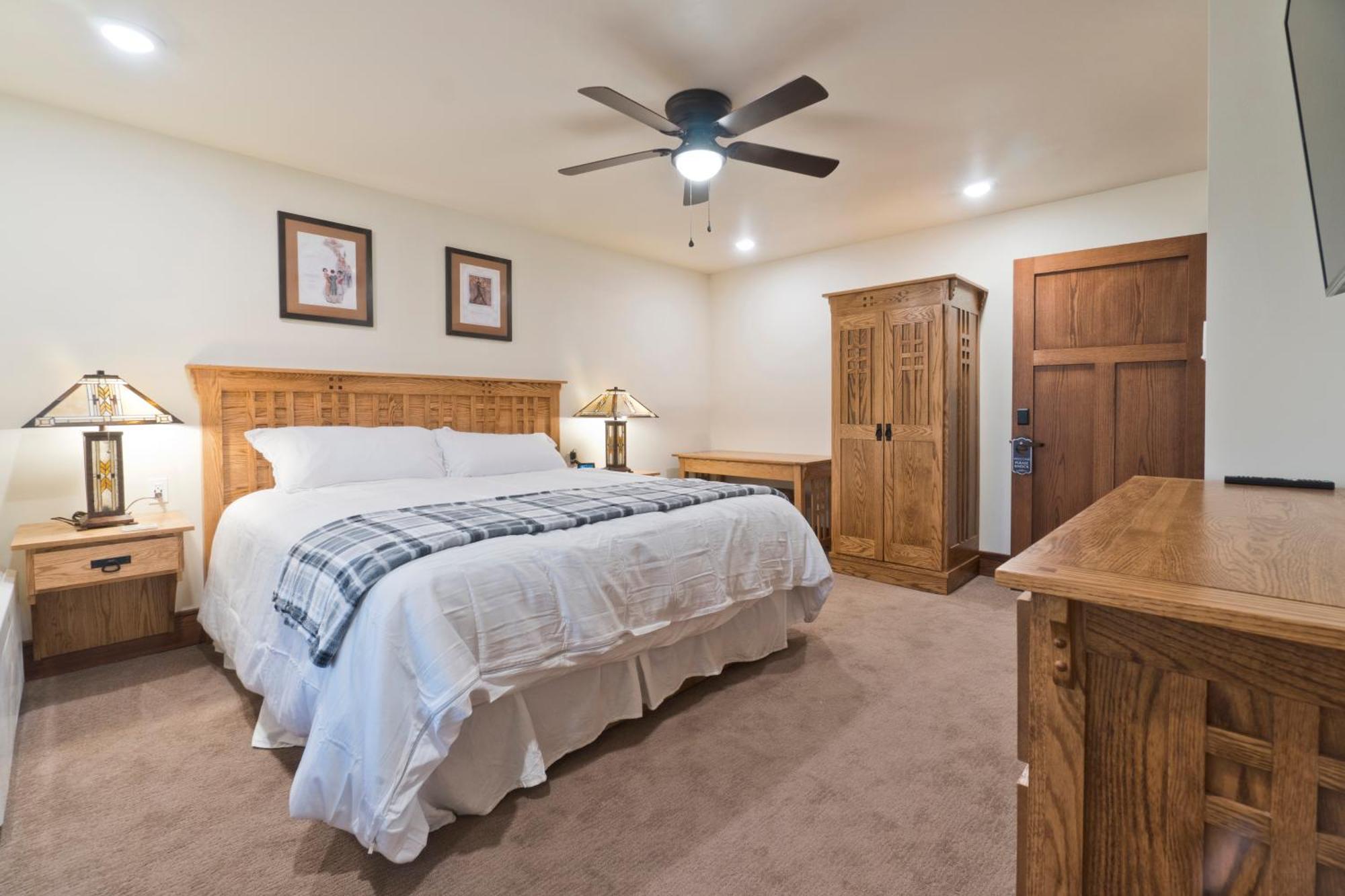 Main Street Inn Vermillion Екстериор снимка